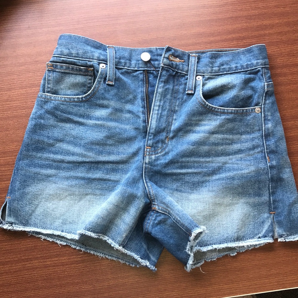 Madewell size 25 jean shorts, never worn